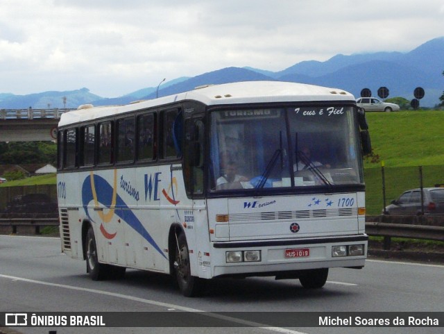 WE Turismo 1700 na cidade de Resende, Rio de Janeiro, Brasil, por Michel Soares da Rocha. ID da foto: 9349662.