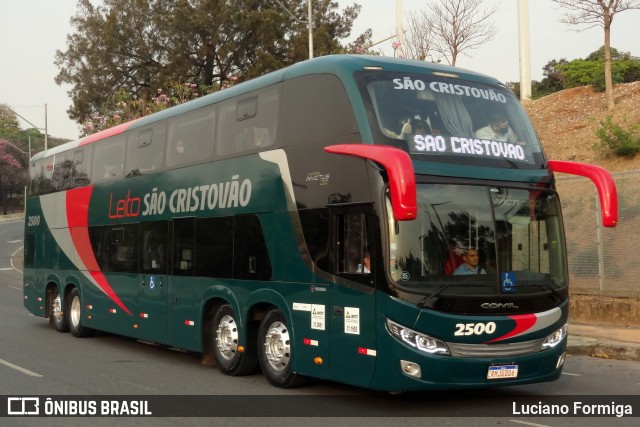 Empresa São Cristóvão 2500 na cidade de Belo Horizonte, Minas Gerais, Brasil, por Luciano Formiga. Número da foto: #9351723.