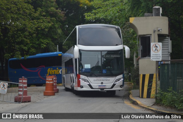 Auto Viação Catarinense 321301 na cidade de São Paulo, São Paulo, Brasil, por Luiz Otavio Matheus da Silva. Número da foto: #9425867.