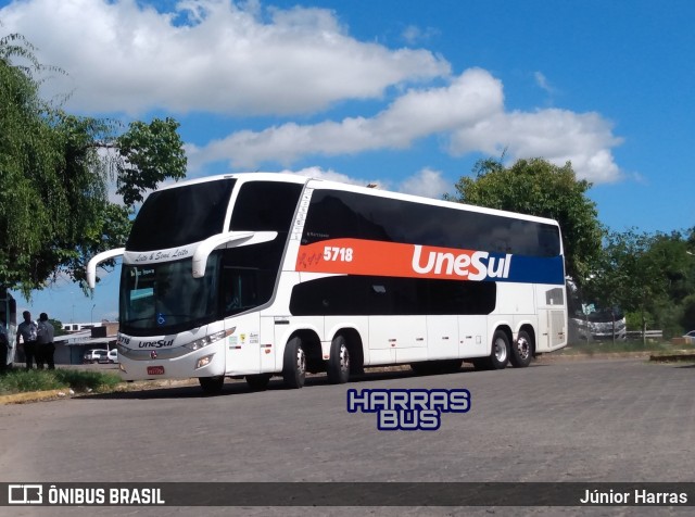 Unesul de Transportes 5718 na cidade de São Leopoldo, Rio Grande do Sul, Brasil, por Júnior Harras. Número da foto: #9454723.