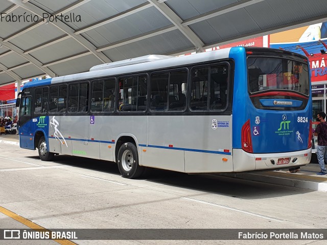 ATT - Atlântico Transportes e Turismo - Vitória da Conquista 8824 na cidade de Vitória da Conquista, Bahia, Brasil, por Fabrício Portella Matos. Número da foto: #9454095.