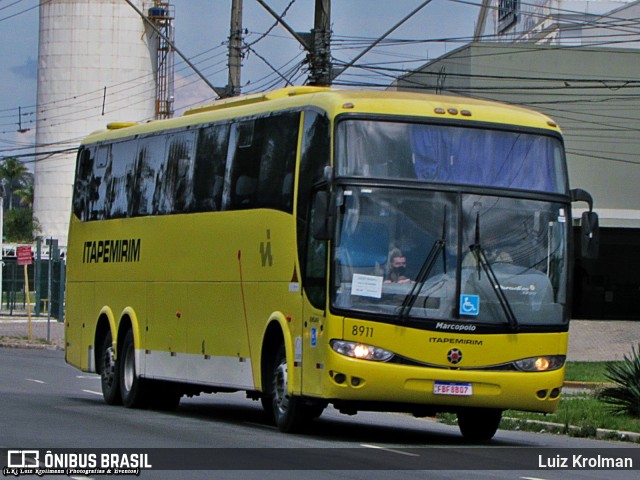 Viação Itapemirim 8911 na cidade de Juiz de Fora, Minas Gerais, Brasil, por Luiz Krolman. ID da foto: 9457407.