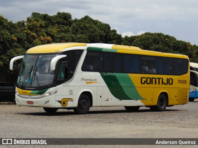 Empresa Gontijo de Transportes 7085 na cidade de Vitória da Conquista, Bahia, Brasil, por Anderson Queiroz. ID da foto: 9457697.