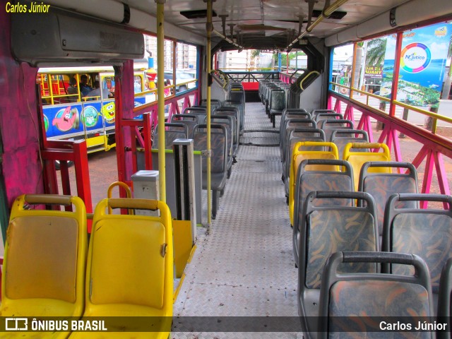 Trem da Folia 3961 na cidade de Caldas Novas, Goiás, Brasil, por Carlos Júnior. Número da foto: #9458124.