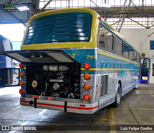 Viação Cometa 7455 na cidade de São Paulo, São Paulo, Brasil, por Luiz Felipe Coelho. Número da foto: #9456877.