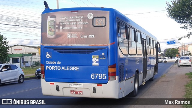 SOPAL - Sociedade de Ônibus Porto-Alegrense Ltda. 6795 na cidade de Porto Alegre, Rio Grande do Sul, Brasil, por Max Ramos. Número da foto: #9459791.