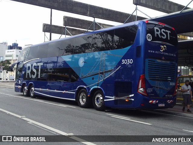 RST Turismo 3030 na cidade de Florianópolis, Santa Catarina, Brasil, por ANDERSON FÉLIX. Número da foto: #9461218.