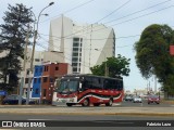 ETU Chama 165 na cidade de Chorrillos, Lima, Lima Metropolitana, Peru, por Fabrizio Lazo. ID da foto: :id.