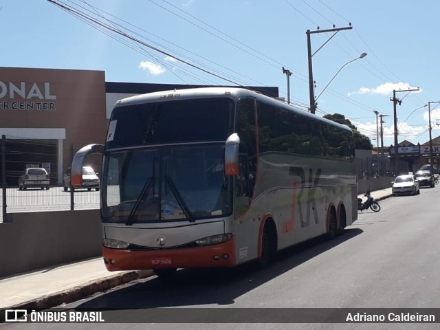 R.K. Turismo 14000 na cidade de Regente Feijó, São Paulo, Brasil, por Adriano Caldeiran. Número da foto: #9467788.