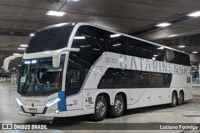 Auto Viação Catarinense 321303 na cidade de Belo Horizonte, Minas Gerais, Brasil, por Luciano Formiga. ID da foto: 9466413.