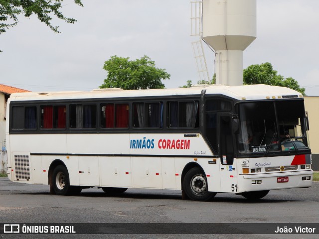 Irmãos Coragem 51 na cidade de Teresina, Piauí, Brasil, por João Victor. ID da foto: 9468456.