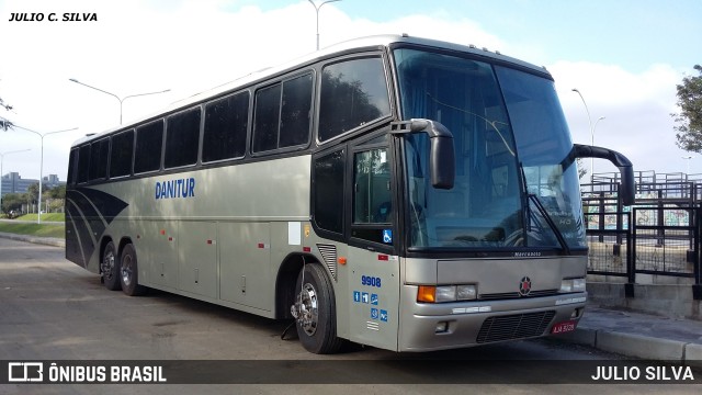 Danitur 9908 na cidade de Porto Alegre, Rio Grande do Sul, Brasil, por JULIO SILVA. Número da foto: #9465668.