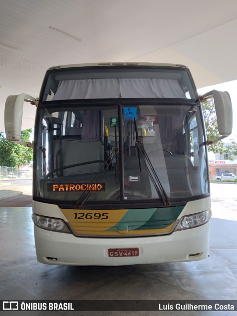 Empresa Gontijo de Transportes 12695 na cidade de Patrocínio, Minas Gerais, Brasil, por Luis Guilherme Costa. Número da foto: #9468688.