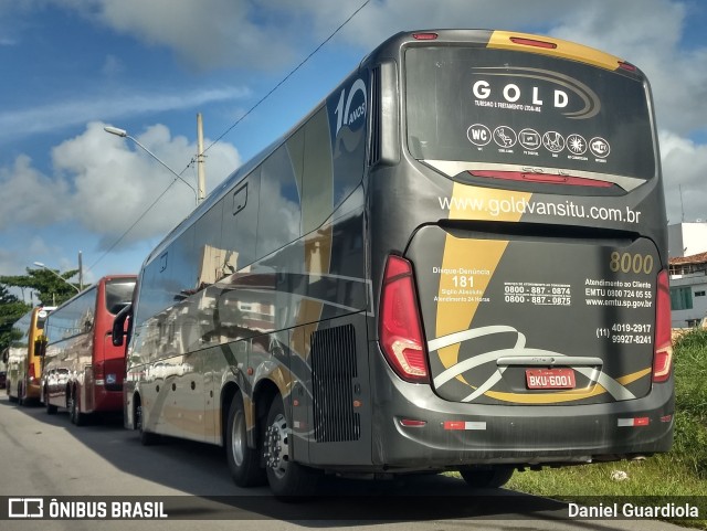 Gold Turismo e Fretamento 8000 na cidade de Florianópolis, Santa Catarina, Brasil, por Daniel Guardiola. Número da foto: #9468058.