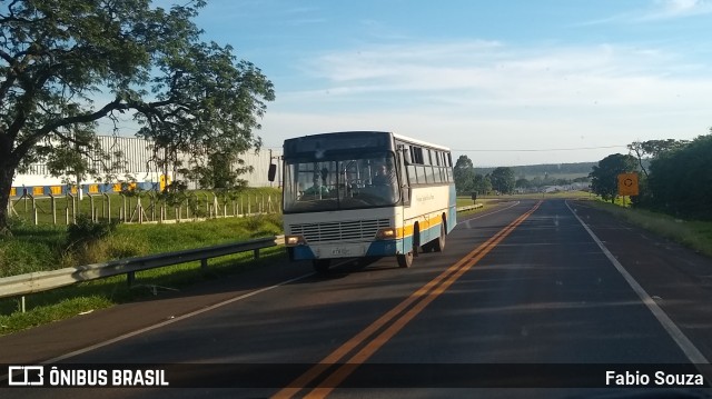 Ônibus Particulares 5207 na cidade de Casa Branca, São Paulo, Brasil, por Fabio Souza. ID da foto: 9470362.