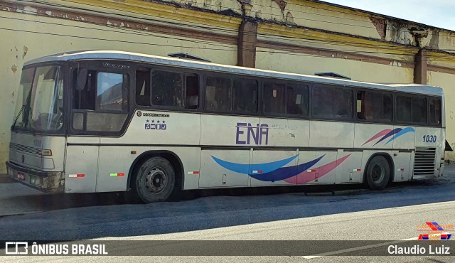 Ônibus Particulares 1030 na cidade de Rio de Janeiro, Rio de Janeiro, Brasil, por Claudio Luiz. Número da foto: #9470861.