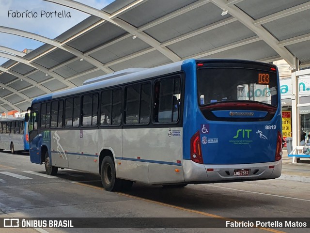 ATT - Atlântico Transportes e Turismo - Vitória da Conquista 8819 na cidade de Vitória da Conquista, Bahia, Brasil, por Fabrício Portella Matos. Número da foto: #9475487.