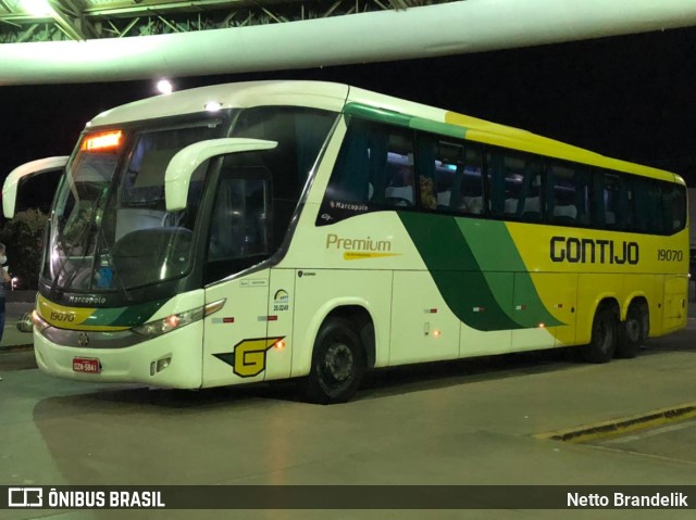 Empresa Gontijo de Transportes 19070 na cidade de Marília, São Paulo, Brasil, por Netto Brandelik. ID da foto: 9475818.