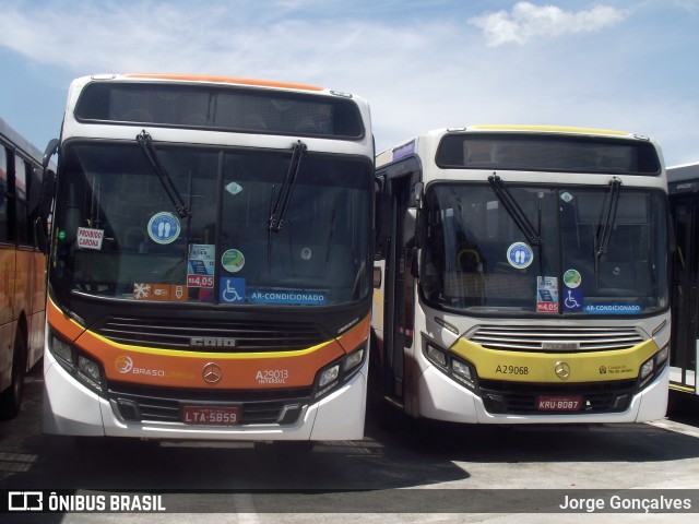 Empresa de Transportes Braso Lisboa A29013 na cidade de Rio de Janeiro, Rio de Janeiro, Brasil, por Jorge Gonçalves. Número da foto: #9479988.