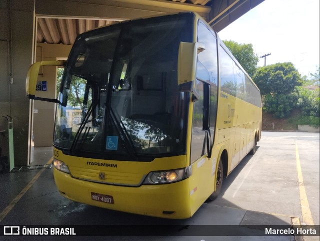 Viação Itapemirim 9535 na cidade de Ribeirão Preto, São Paulo, Brasil, por Marcelo Horta. Número da foto: #9480718.