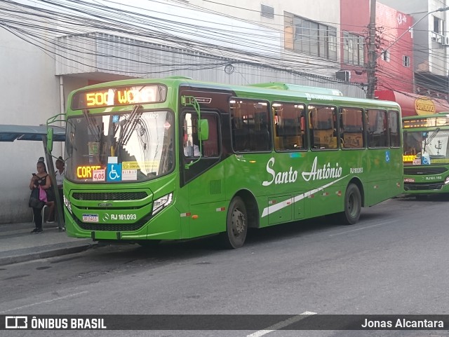 Transportes Santo Antônio RJ 161.093 na cidade de Duque de Caxias, Rio de Janeiro, Brasil, por Jonas Alcantara. ID da foto: 9481848.