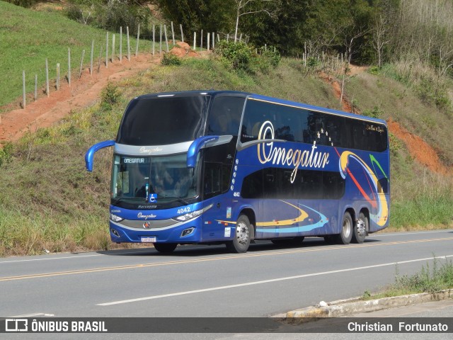 Omegatur 4042 na cidade de Coimbra, Minas Gerais, Brasil, por Christian  Fortunato. Número da foto: #9429496.