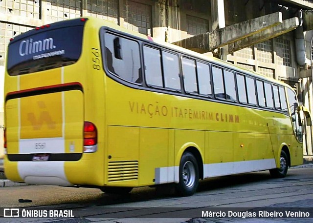 Viação Itapemirim 8561 na cidade de Rio de Janeiro, Rio de Janeiro, Brasil, por Márcio Douglas Ribeiro Venino. ID da foto: 9484154.