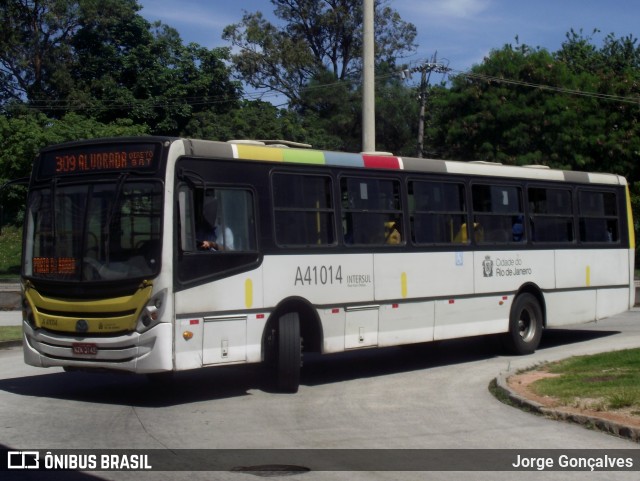 Real Auto Ônibus A41014 na cidade de Rio de Janeiro, Rio de Janeiro, Brasil, por Jorge Gonçalves. Número da foto: #9484417.