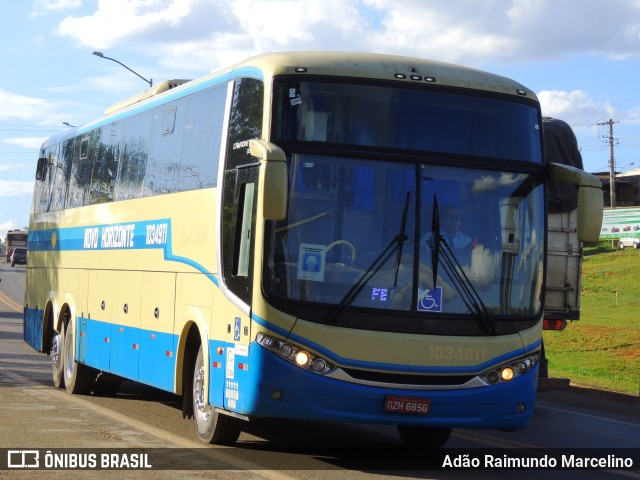 Viação Novo Horizonte 1034911 na cidade de Paracatu, Minas Gerais, Brasil, por Adão Raimundo Marcelino. ID da foto: 9488059.