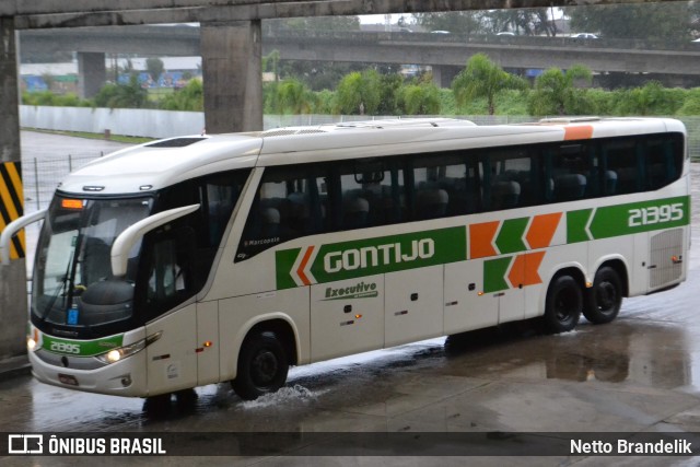 Empresa Gontijo de Transportes 21395 na cidade de Curitiba, Paraná, Brasil, por Netto Brandelik. ID da foto: 9490866.