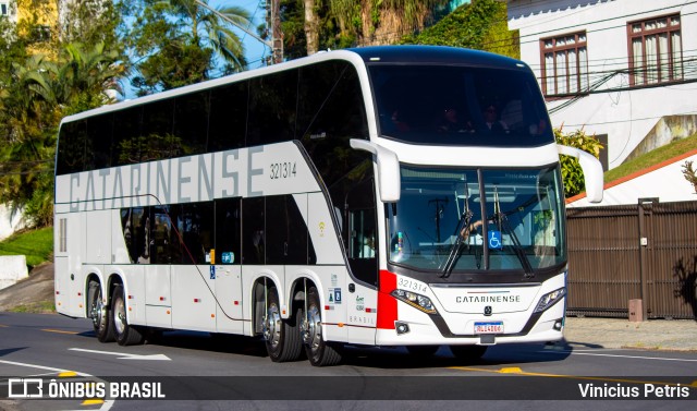 Auto Viação Catarinense 321314 na cidade de Joinville, Santa Catarina, Brasil, por Vinicius Petris. Número da foto: #9490128.