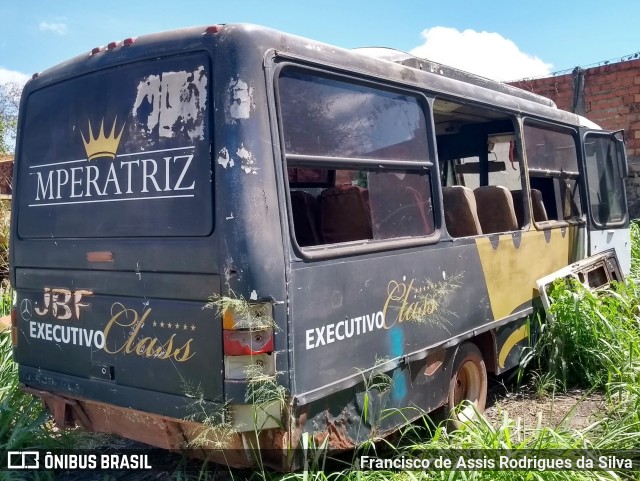 Sucata e Desmanches  na cidade de Teresina, Piauí, Brasil, por Francisco de Assis Rodrigues da Silva. Número da foto: #9493698.