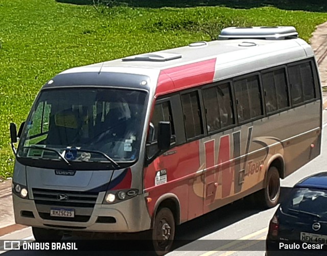 WV Tour S/N na cidade de Itabira, Minas Gerais, Brasil, por Paulo Cesar. Número da foto: #9498411.