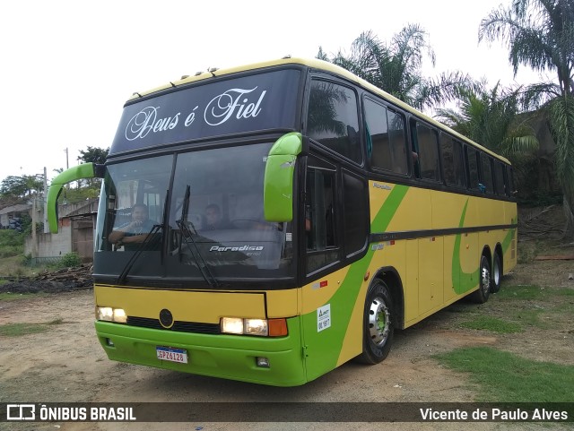 Ônibus Particulares 6I28 na cidade de Ipaba, Minas Gerais, Brasil, por Vicente de Paulo Alves. Número da foto: #9496799.