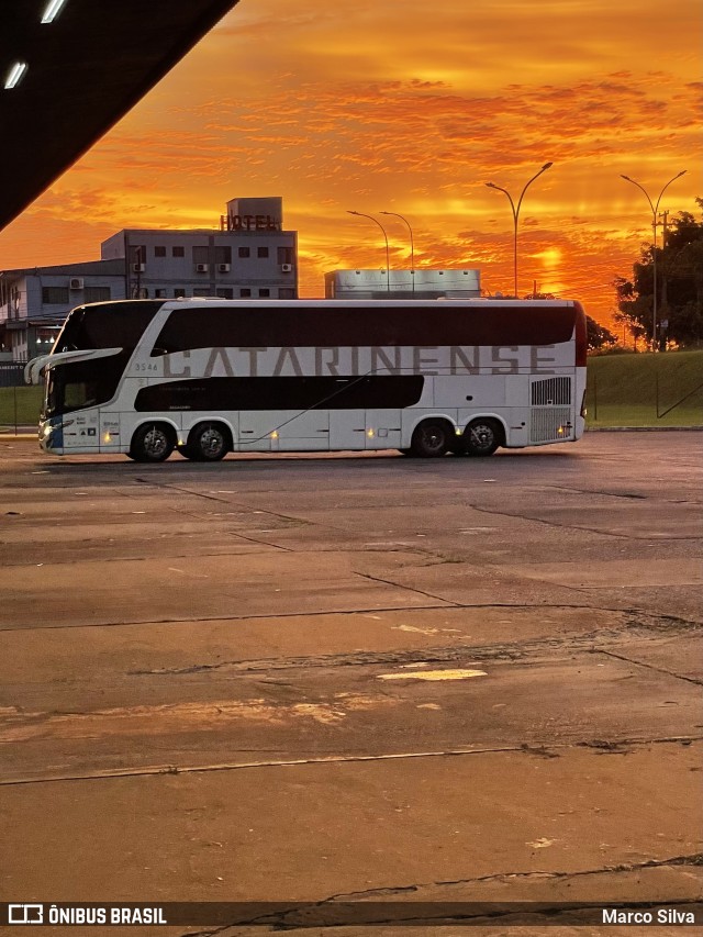 Auto Viação Catarinense 3546 na cidade de Foz do Iguaçu, Paraná, Brasil, por Marco Silva. ID da foto: 9501726.