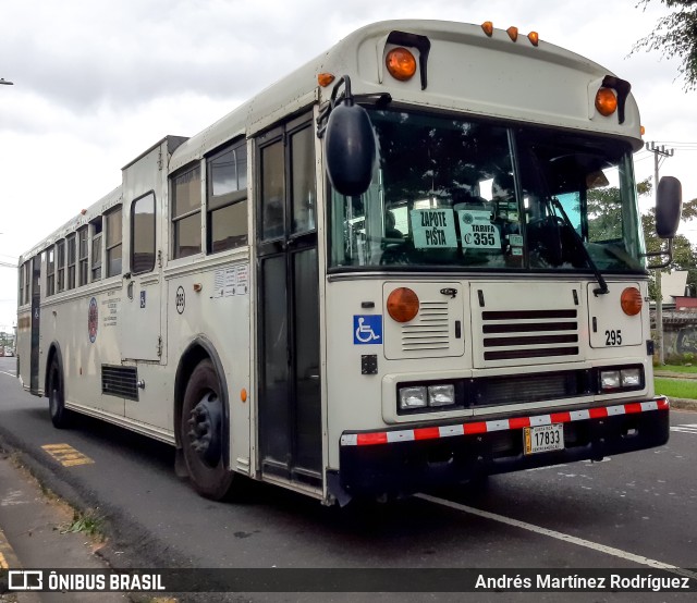 Coesa 295 na cidade de San José, San José, Costa Rica, por Andrés Martínez Rodríguez. Número da foto: #9502634.