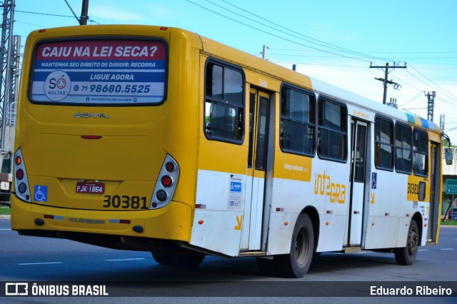 Plataforma Transportes 30381 na cidade de Salvador, Bahia, Brasil, por Eduardo Ribeiro. Número da foto: #9502440.