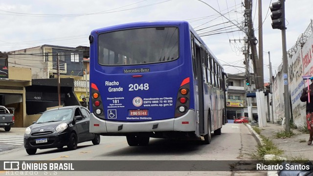 Viação Riacho Grande 2048 na cidade de São Bernardo do Campo, São Paulo, Brasil, por Ricardo Santos. ID da foto: 9506049.