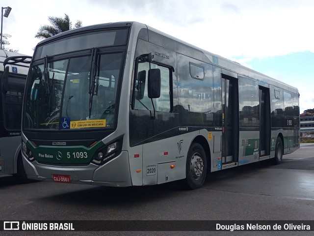 Via Sudeste Transportes S.A. 5 1093 na cidade de São Paulo, São Paulo, Brasil, por Douglas Nelson de Oliveira. Número da foto: #9506138.