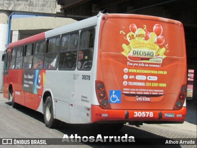 Expresso Luziense > Territorial Com. Part. e Empreendimentos 30578 na cidade de Belo Horizonte, Minas Gerais, Brasil, por Athos Arruda. Número da foto: #9509514.