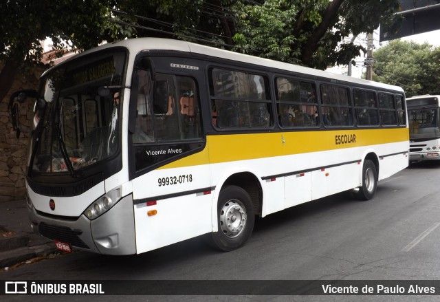 Escolares 9949 na cidade de Belo Horizonte, Minas Gerais, Brasil, por Vicente de Paulo Alves. ID da foto: 9507610.