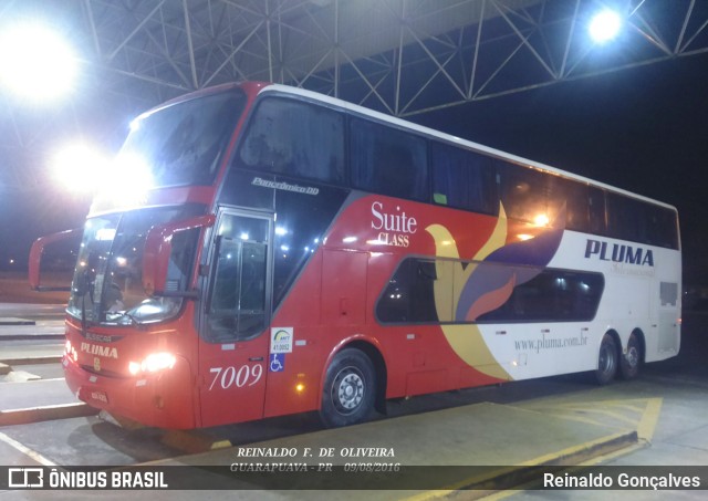 Pluma Conforto e Turismo 7009 na cidade de Guarapuava, Paraná, Brasil, por Reinaldo Gonçalves. Número da foto: #9509022.