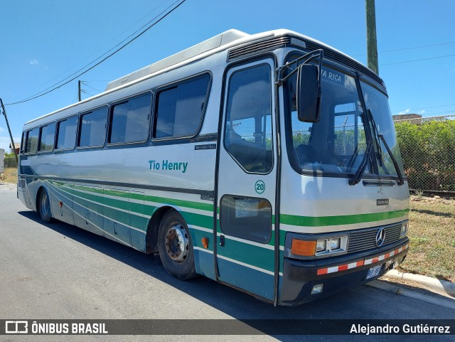 Ônibus Particulares BSF na cidade de Nicoya, Nicoya, Guanacaste, Costa Rica, por Alejandro Gutiérrez. ID da foto: 9508520.