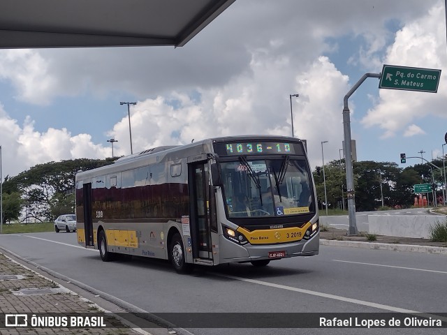 Viação Metrópole Paulista - Zona Leste 3 2019 na cidade de São Paulo, São Paulo, Brasil, por Rafael Lopes de Oliveira. Número da foto: #9507972.