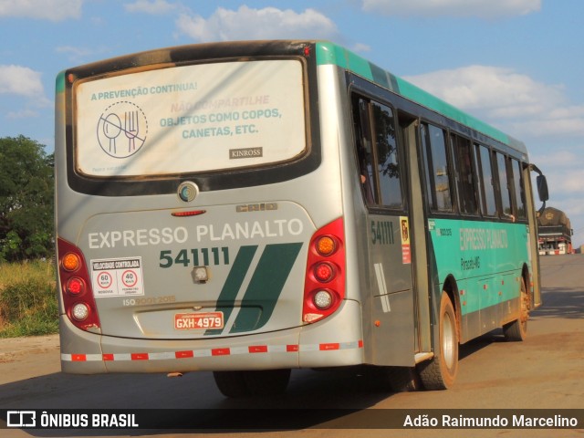 Expresso Planalto 541111 na cidade de Paracatu, Minas Gerais, Brasil, por Adão Raimundo Marcelino. ID da foto: 9510142.