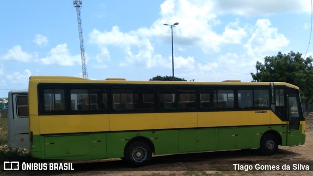 Beto Tur 144 na cidade de Natal, Rio Grande do Norte, Brasil, por Tiago Gomes da Silva. ID da foto: 9507688.