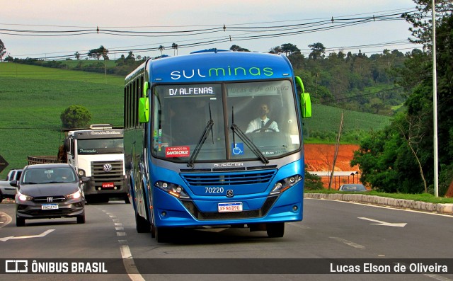 Viação Sul Minas 70220 na cidade de Alfenas, Minas Gerais, Brasil, por Lucas Elson de Oliveira. Número da foto: #9513679.