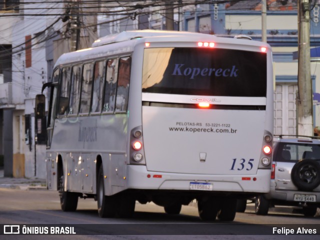 Kopereck Turismo 135 na cidade de Pelotas, Rio Grande do Sul, Brasil, por Felipe Alves. Número da foto: #9436662.