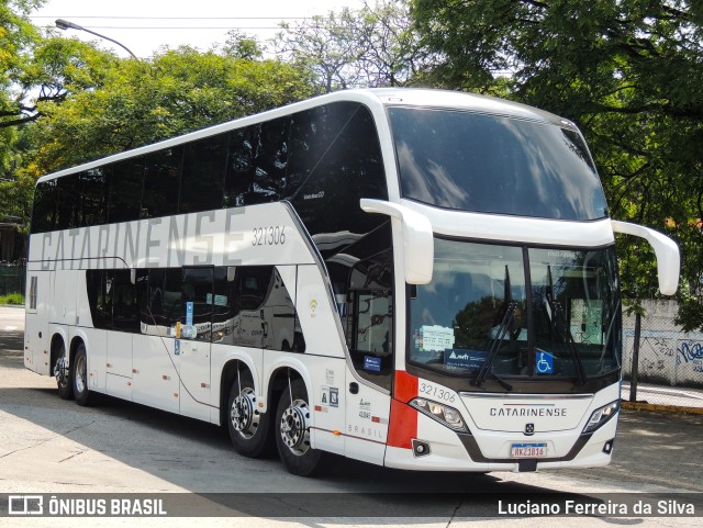 Auto Viação Catarinense 321306 na cidade de São Paulo, São Paulo, Brasil, por Luciano Ferreira da Silva. ID da foto: 9436415.