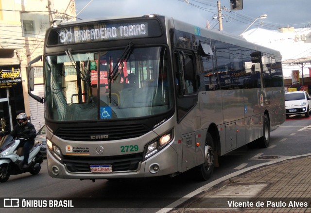 City Transporte Urbano Intermodal Sorocaba 2729 na cidade de Sorocaba, São Paulo, Brasil, por Vicente de Paulo Alves. ID da foto: 9435742.